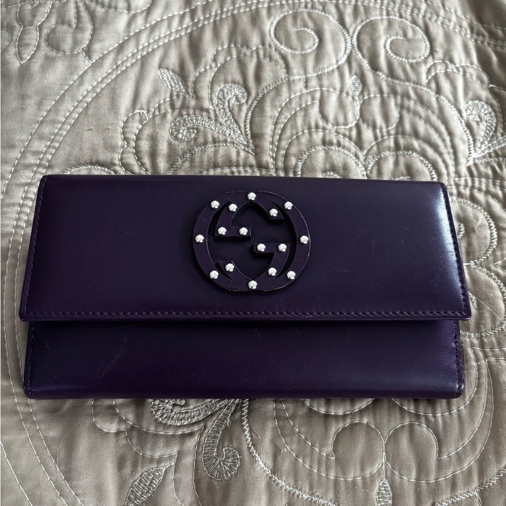 Used Gucci Purple Leather Wallet